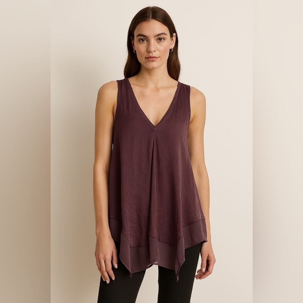 Vera Wang Sleeveless Satin Chiffon Asymmetrical Hem V Neck Top Purple sz Small